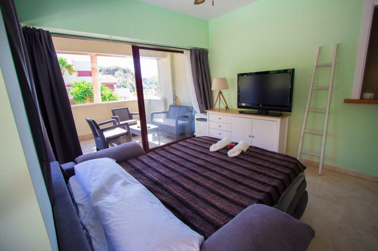 Burriana Beach Apartment Nerja Kültér fotó